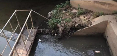 陜西西安市皂河黑臭水體整治一蓋了之 長安段截污管道建設(shè)敷衍應(yīng)對(duì)